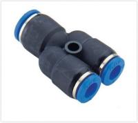 Фитинг 10-8-8 Y-образный пластик CDC Pneumatics PW1008